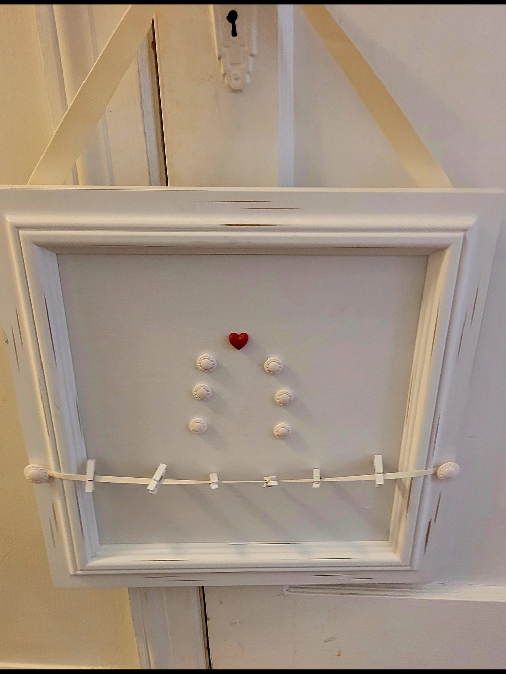 White Decorative Magnetic Board - Picture 3 of 3